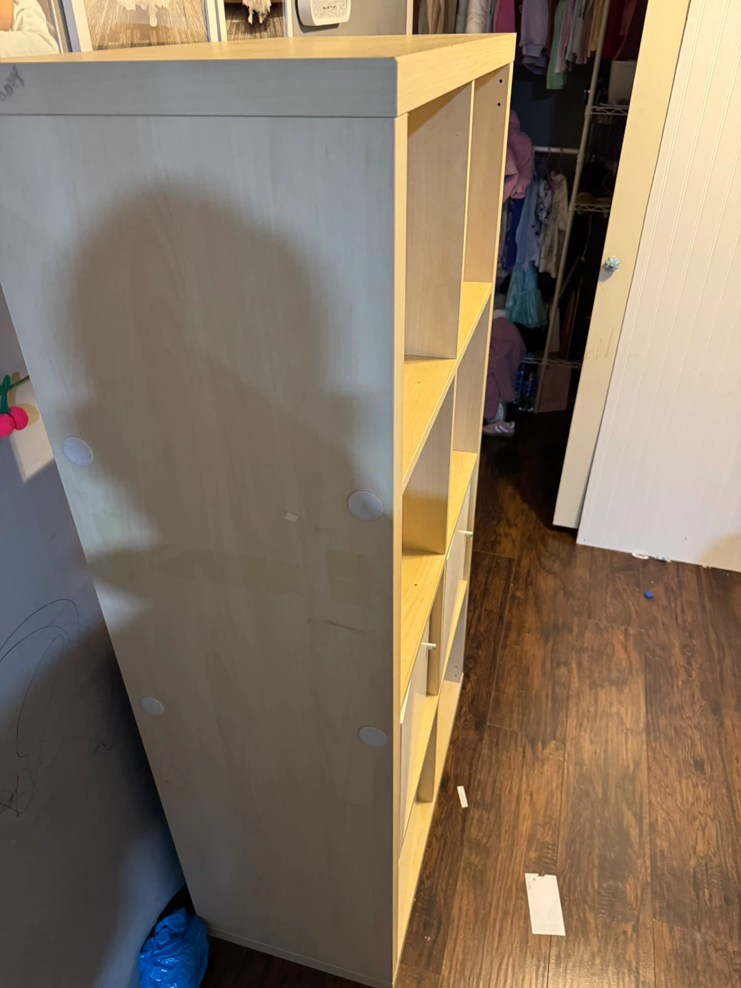 Light Wood Cube Storage Shelf Unit with Doors - photo 2