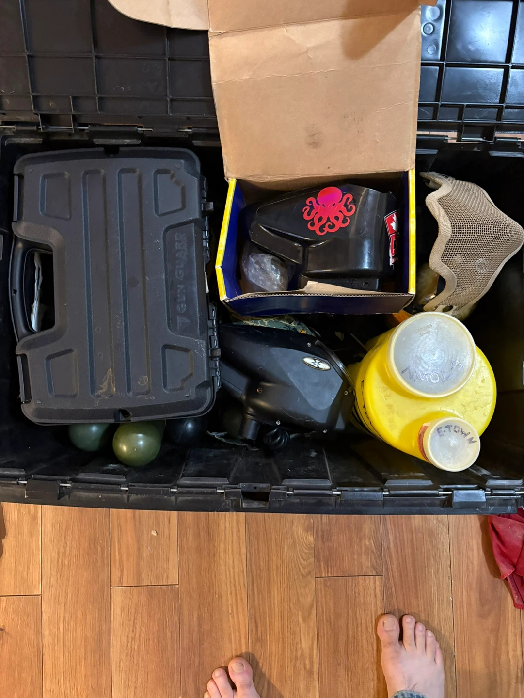 Paintball gear lot – markers, rotor, tanks, masks - photo 2