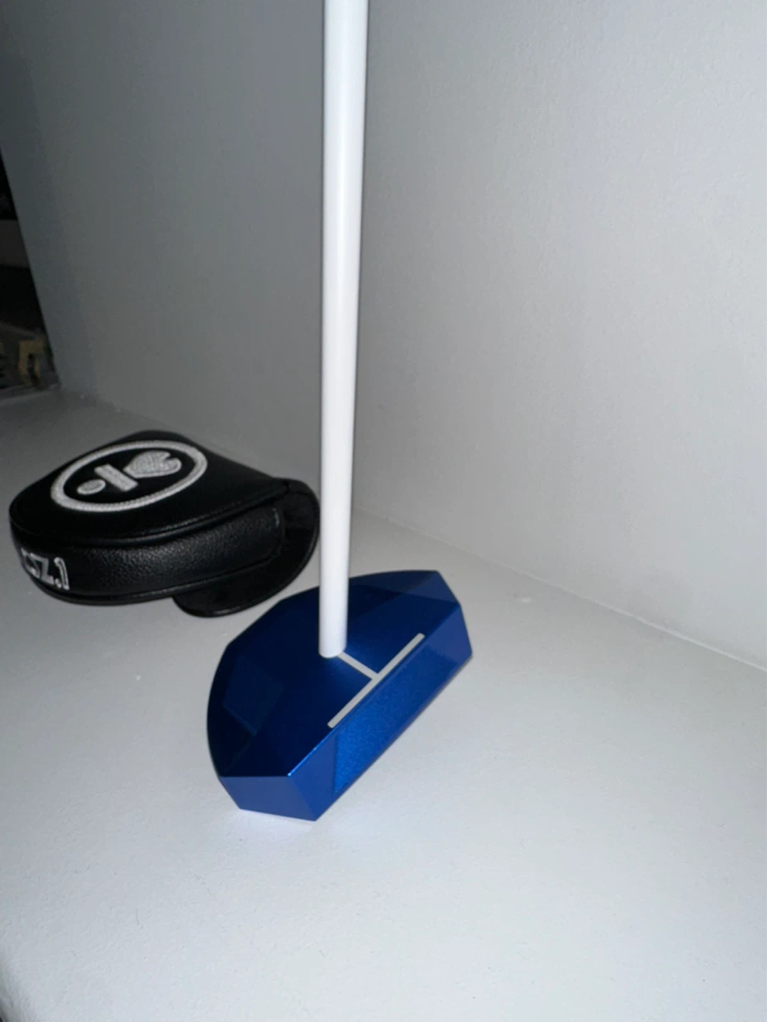 L.A.B. Golf OZ.1 Putter with Headcover