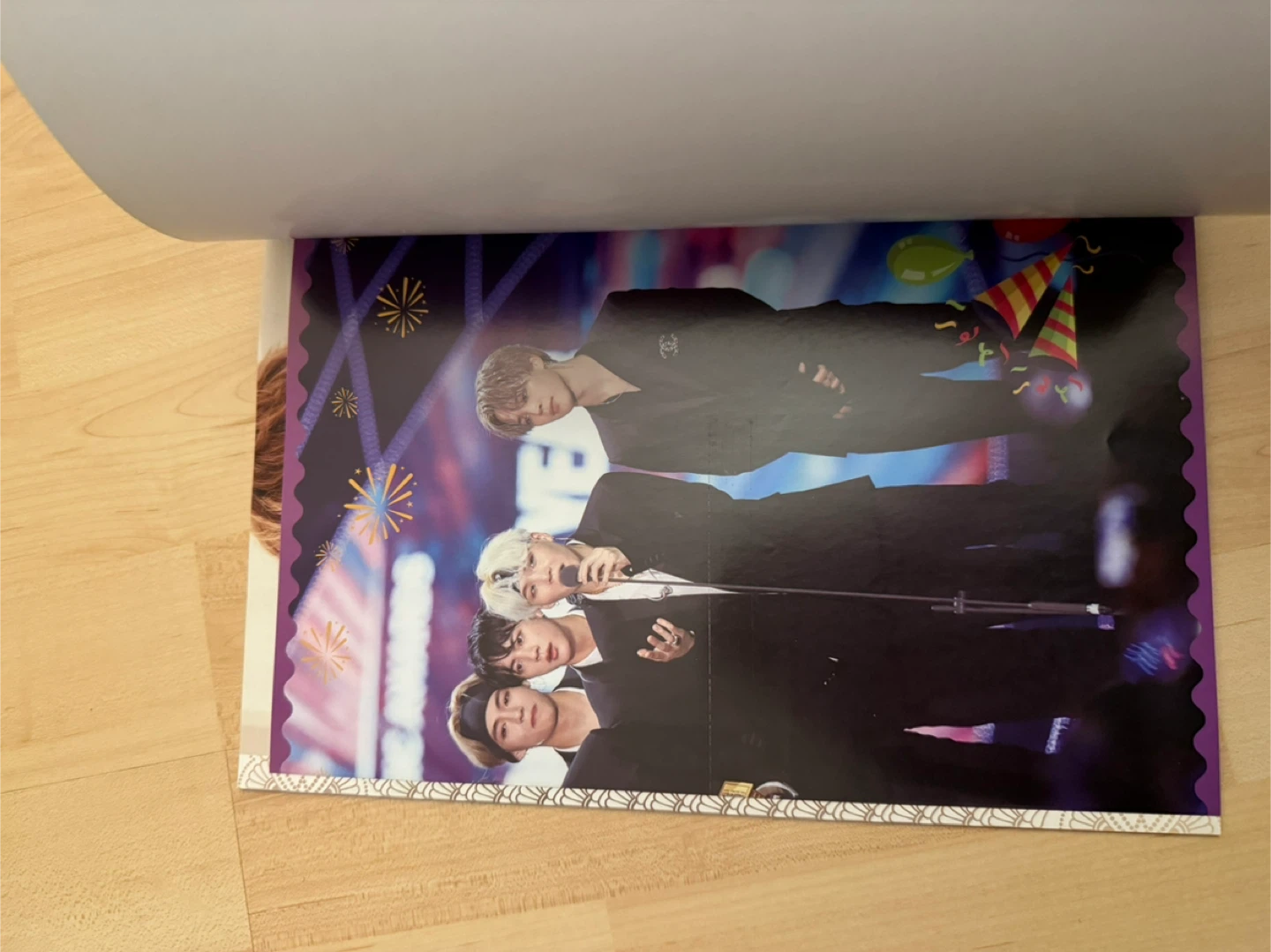BTS and Twice Chinese magazine 🌱 - photo 3