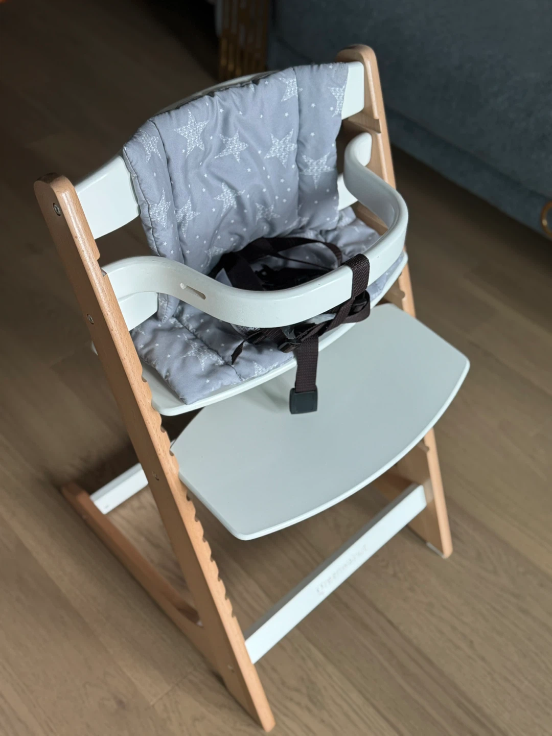 Like New Greenwalnut 3-in-1 Wooden High Chair - photo 3