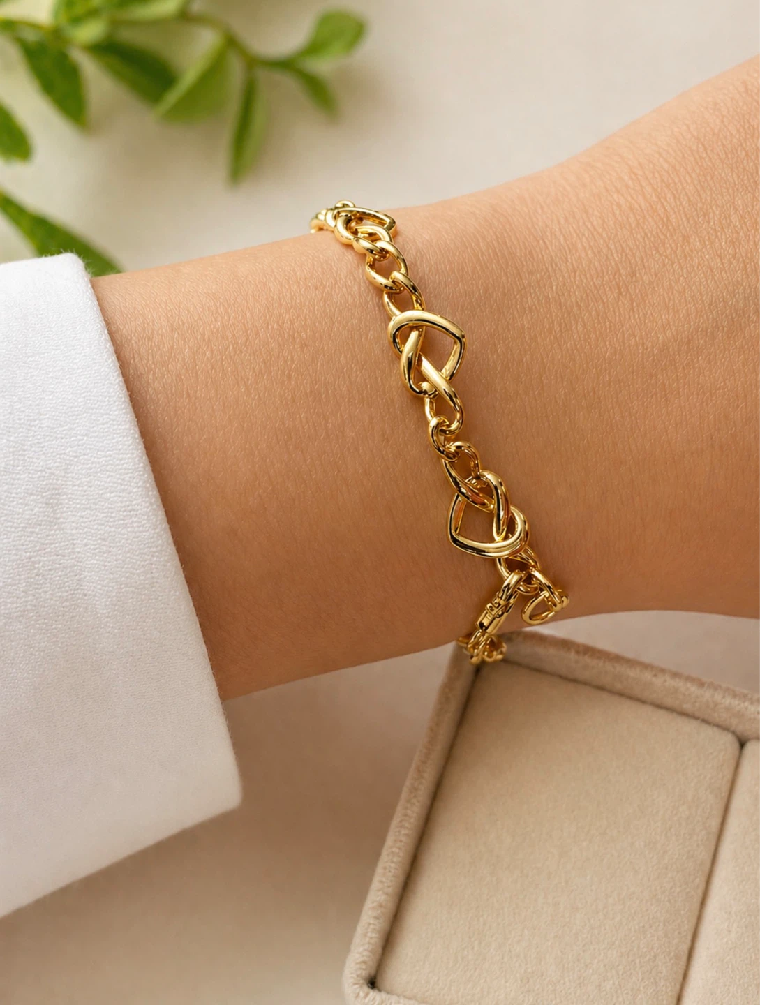 Gold Chain Link Bracelet