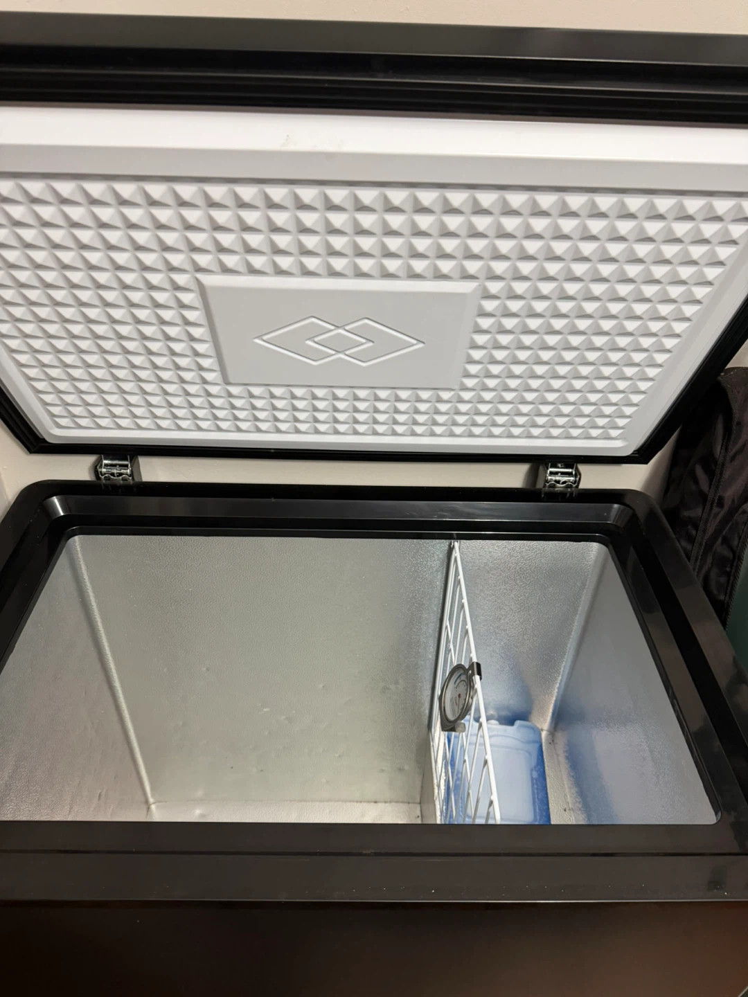 Danby Premiere Chest Freezer - photo 2