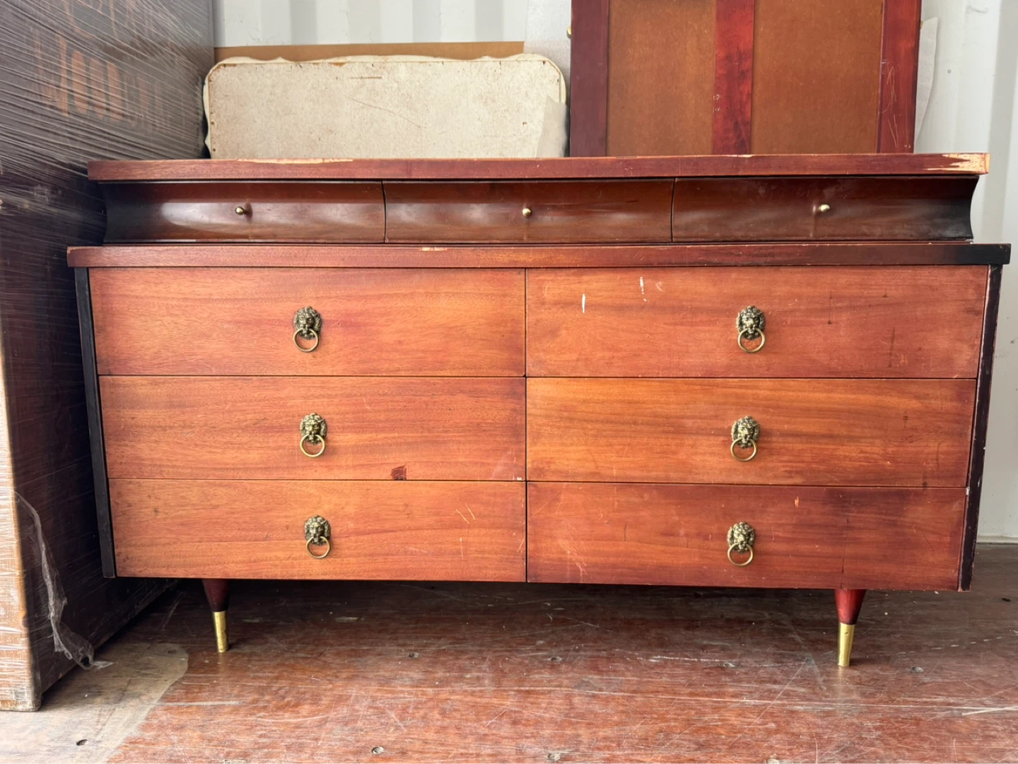 Beaver Furniture Co. dresser with mirror