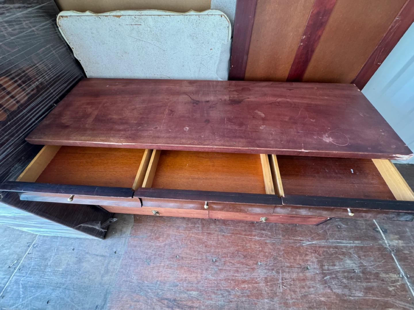 Beaver Furniture Co. dresser with mirror - photo 3