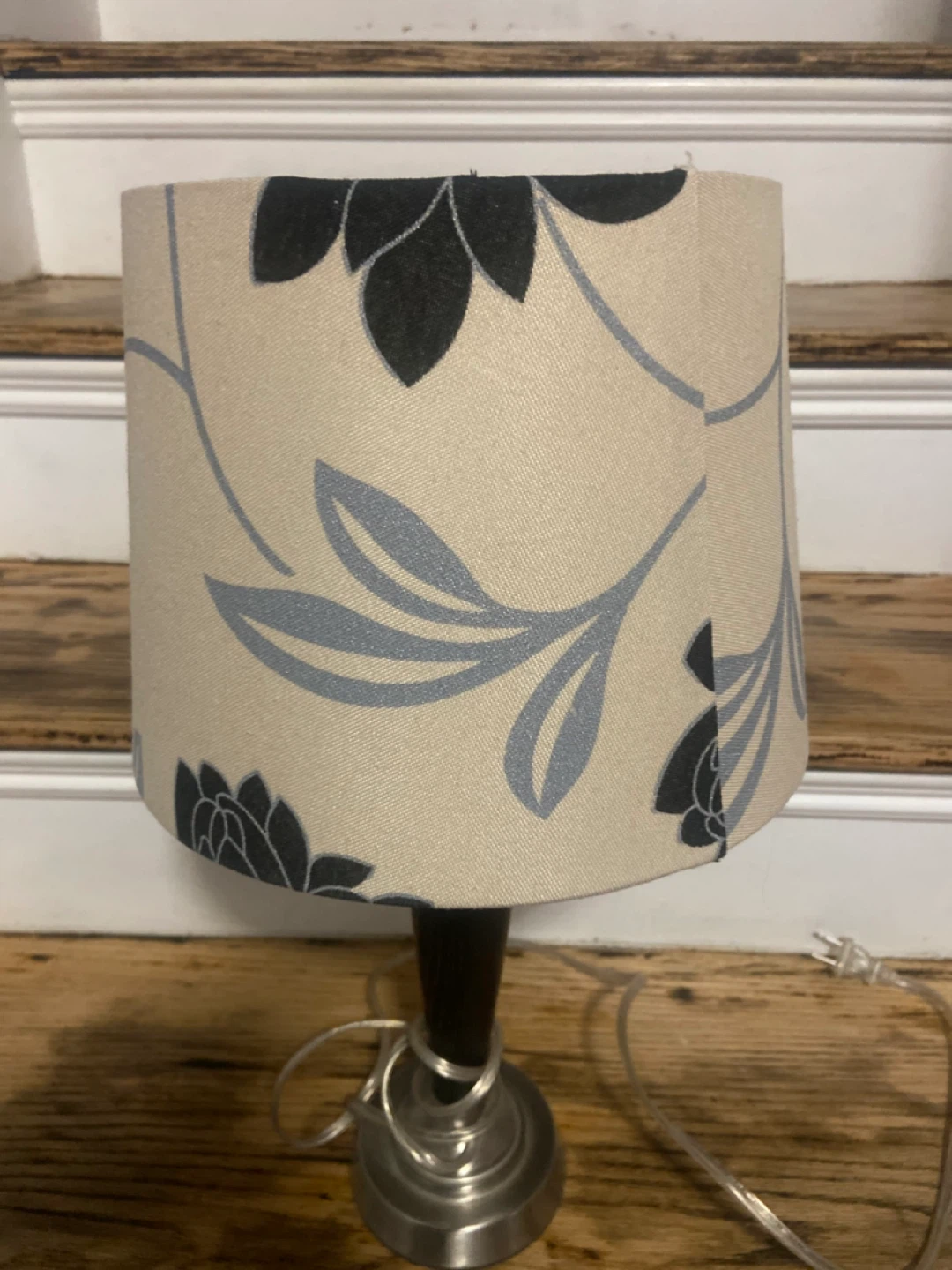 Table Side Floral Lamp - photo 2
