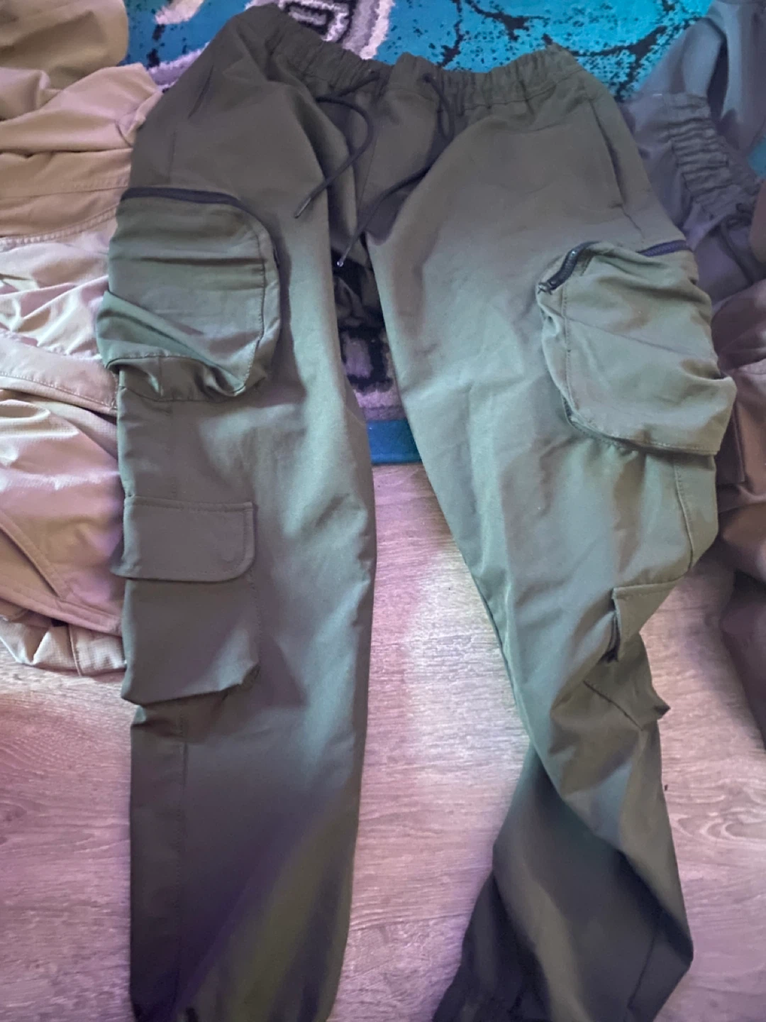 Men's Cargo Pants and Plaid Shirt Bundle 5each - photo 4