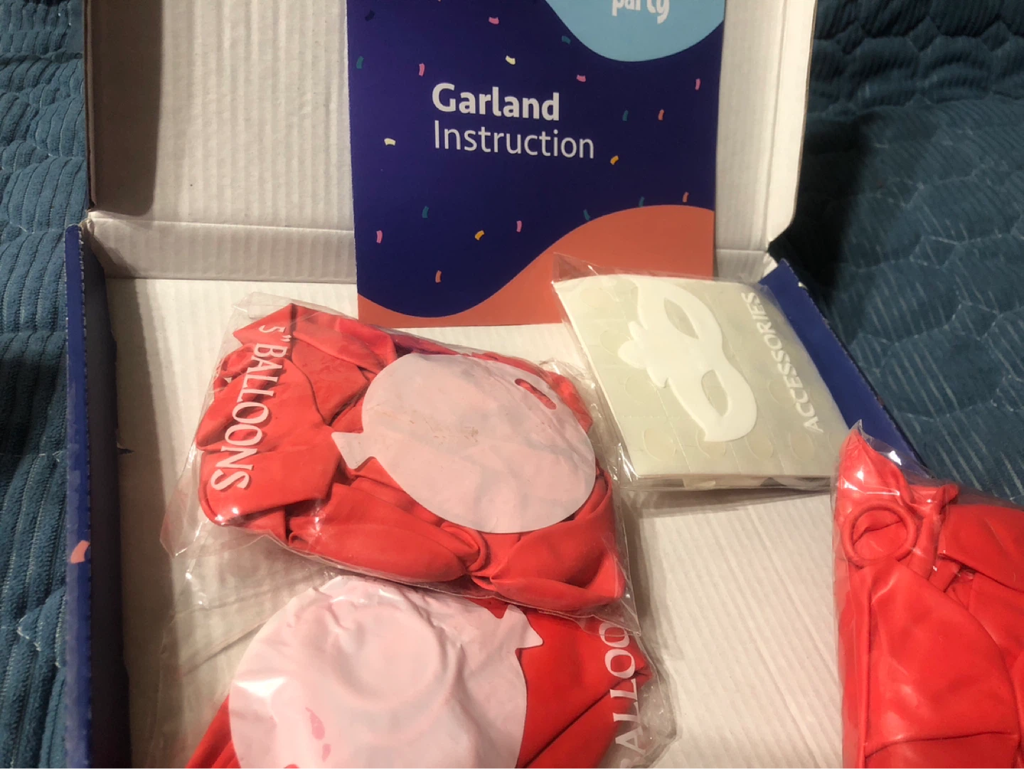 New-House of Party Balloon Garland Kit! - photo 2