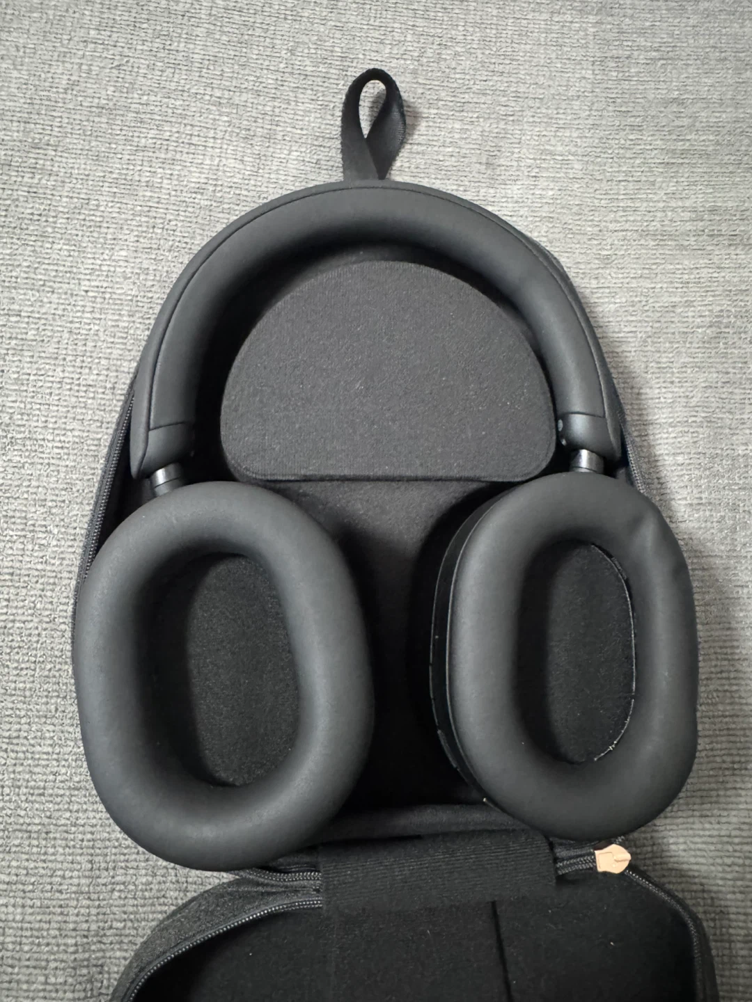 Sony WH-1000XM5 Wireless Noise Cancelling Headphones - Black - photo 2