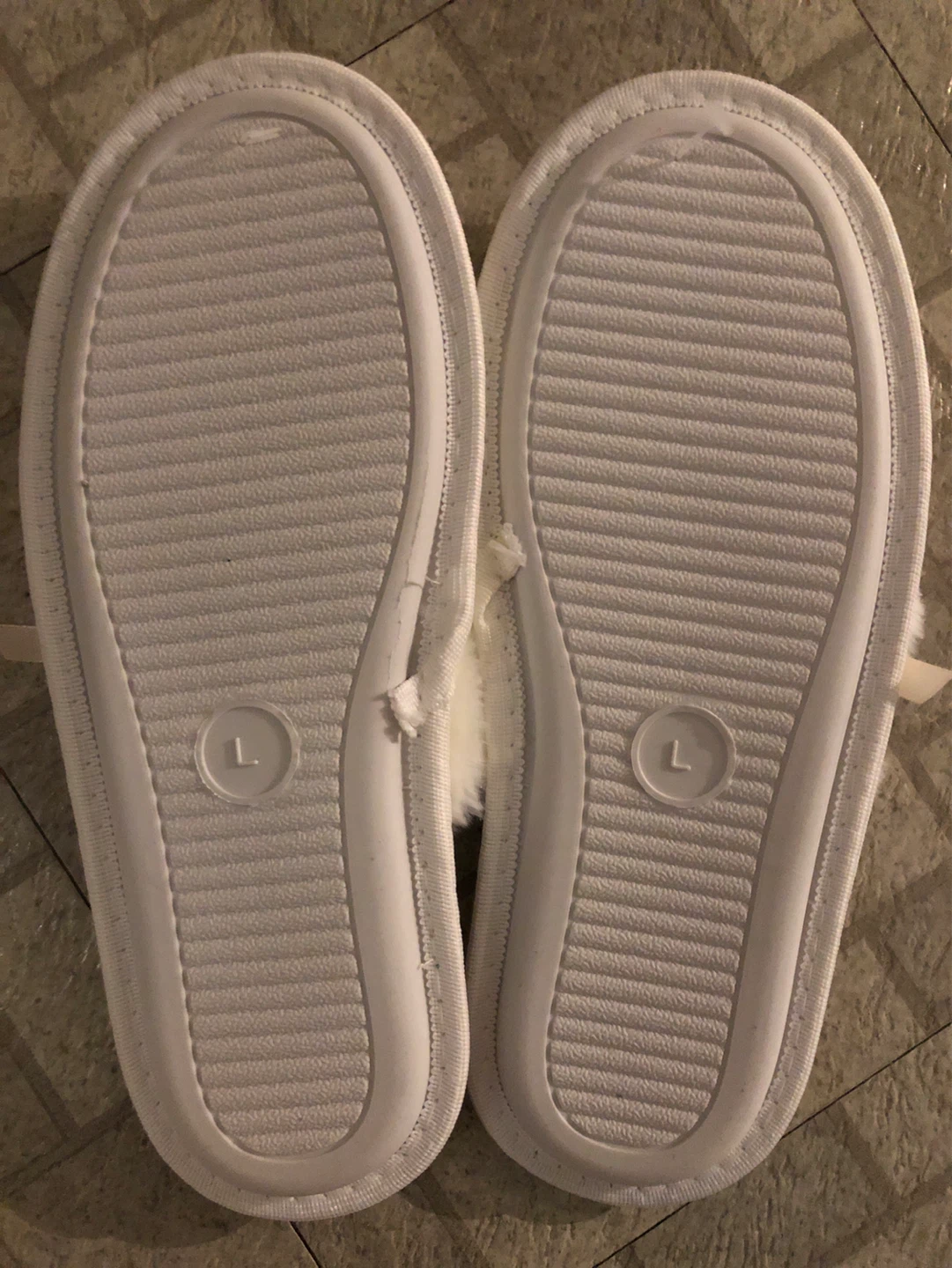 White Fuzzy Slippers - Size L - photo 3