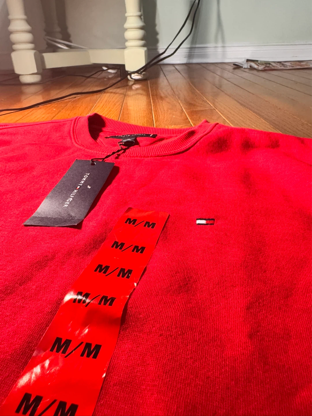Tommy Hilfiger Red Crewneck Sweatshirt - Size Medium - photo 3