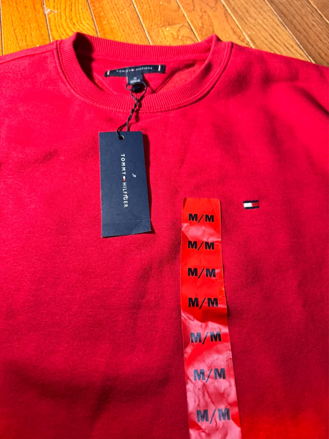 Tommy Hilfiger Red Crewneck Sweatshirt - Size Medium - photo 2