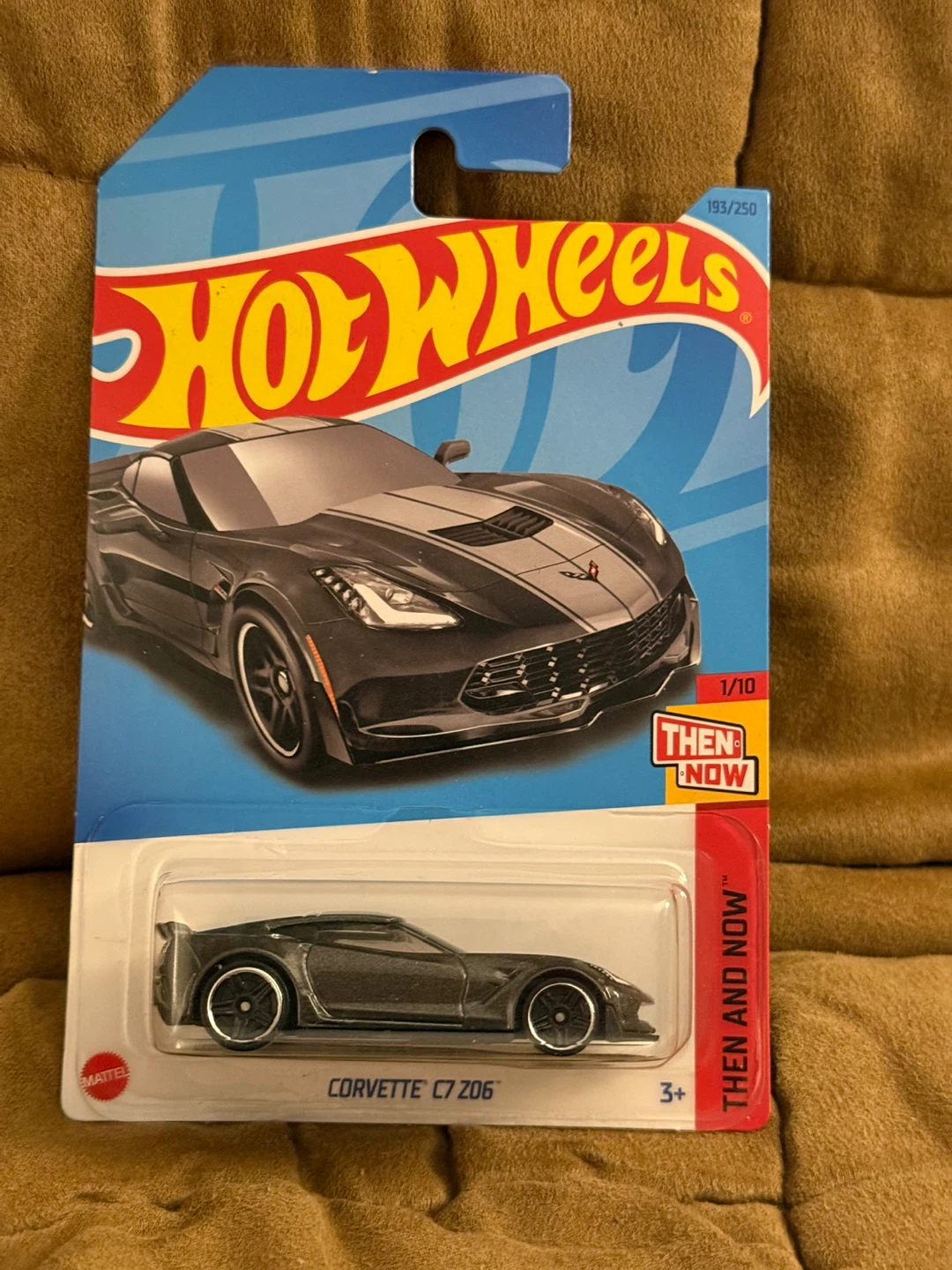 Hot Wheels Corvette C7 Z06 (Pink & Black) lot - photo 3