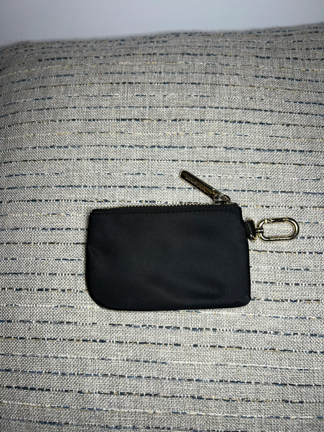 Lululemon Black Zippered Pouch with Keychain Clip - photo 4
