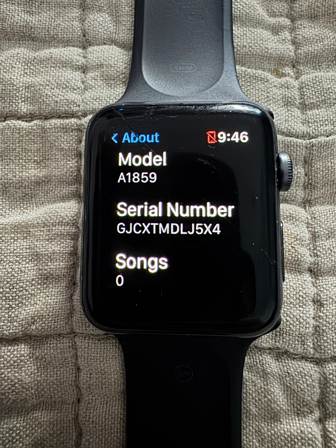 Apple Watch Series 3 - 42mm - Black - photo 2