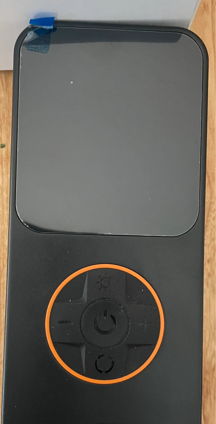 Portable air pump / tire inflator