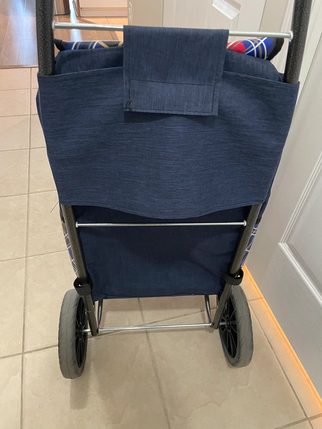 Large volume Rolling Shopping Cart - photo 2