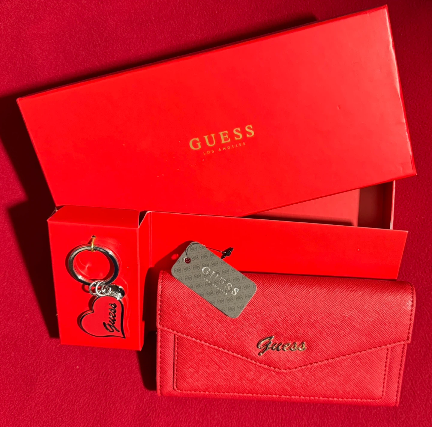 🌱 Guess Red Wallet and Heart Keychain Set