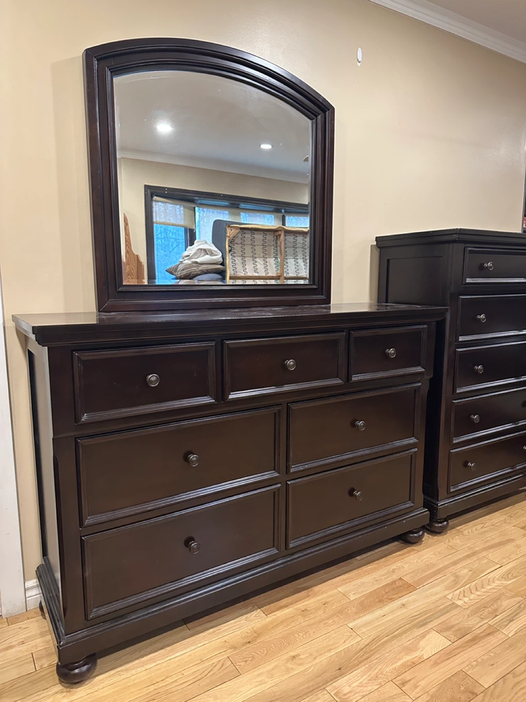 Solid Wood Cherry Chester Dresser Set (CAN DELIVER) - photo 2