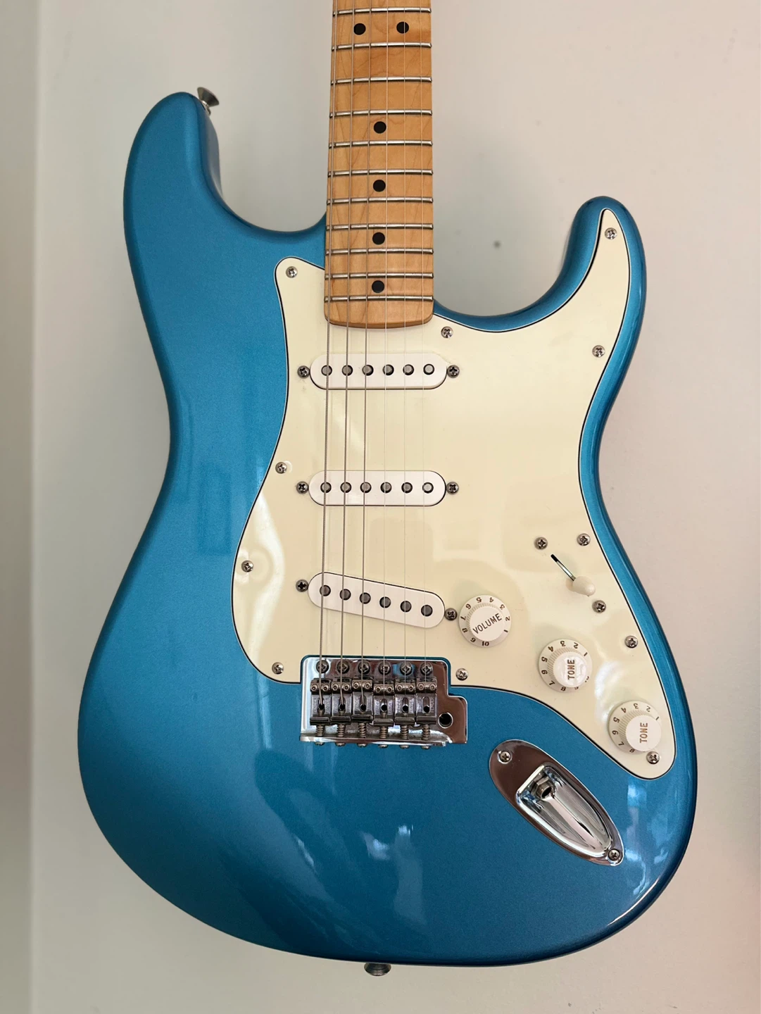 Fender Stratocaster Electric Guitar - Blue - photo 2