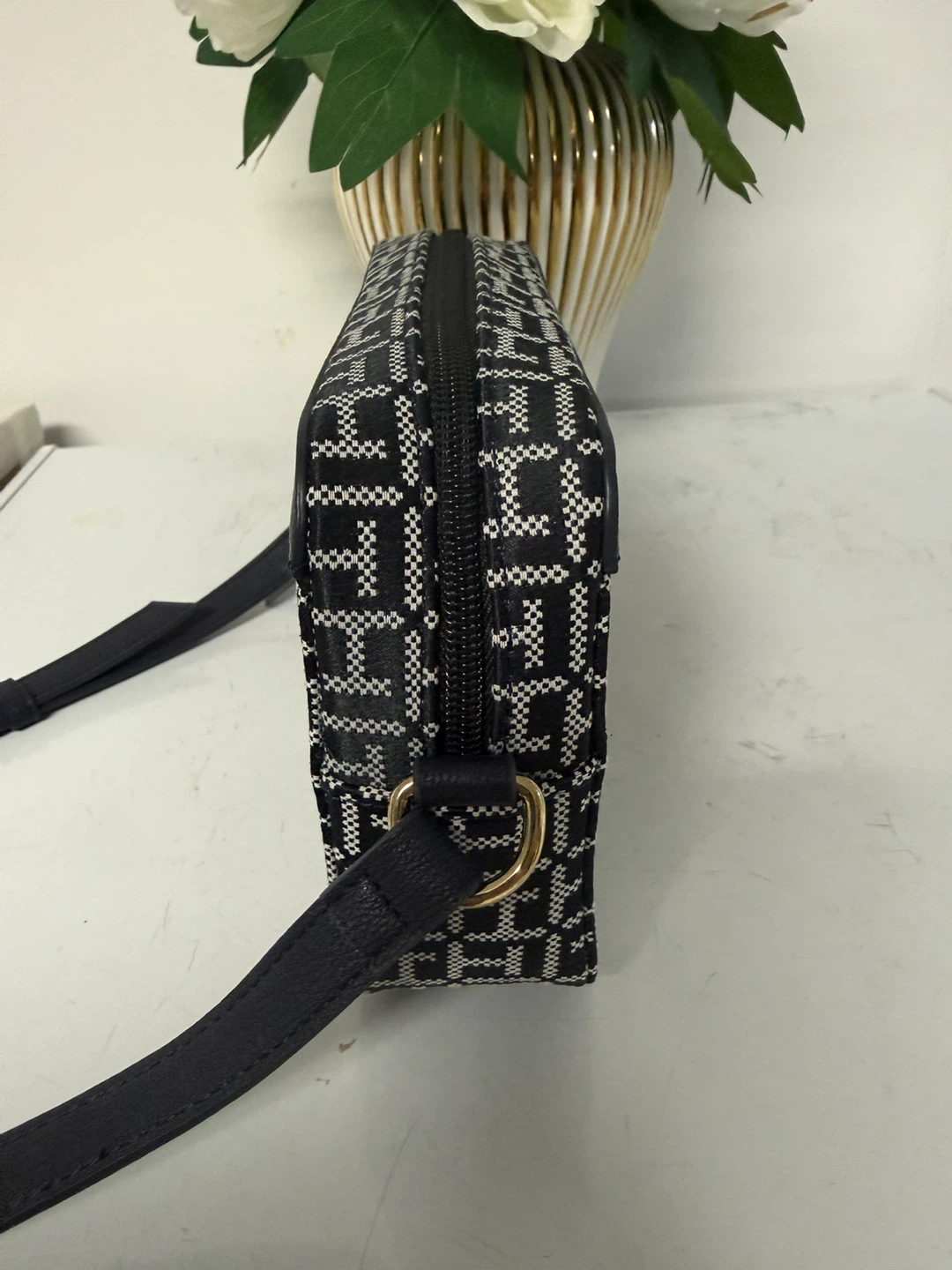 Tommy Hilfiger Crossbody Bag - photo 4