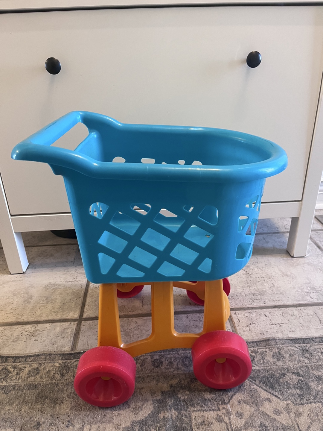 Pretend Play shopping cart 🛒 🛍️ excellent condition