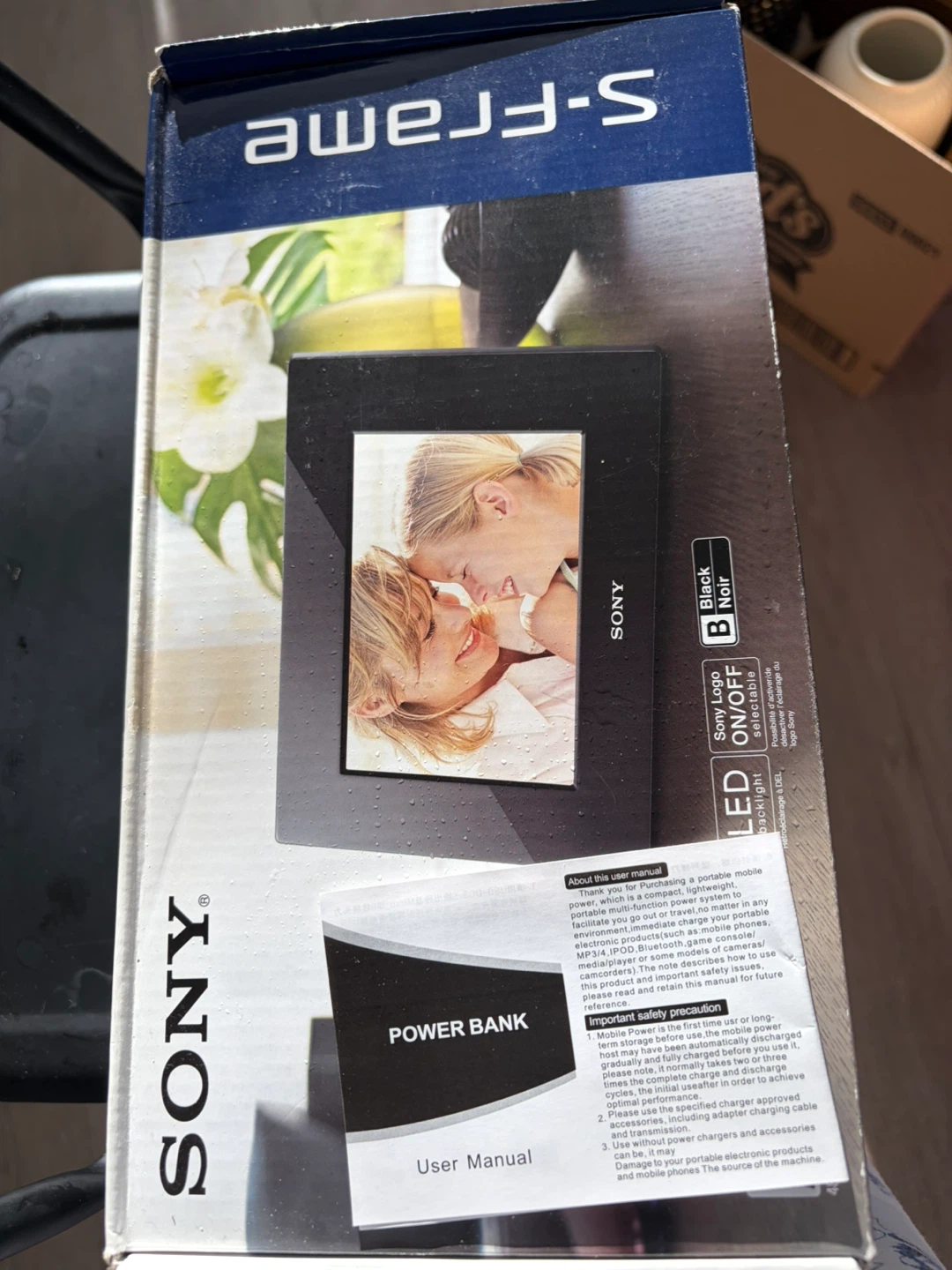 Sony S-Frame DPF-A710 7" Digital Photo Frame - Black - photo 4