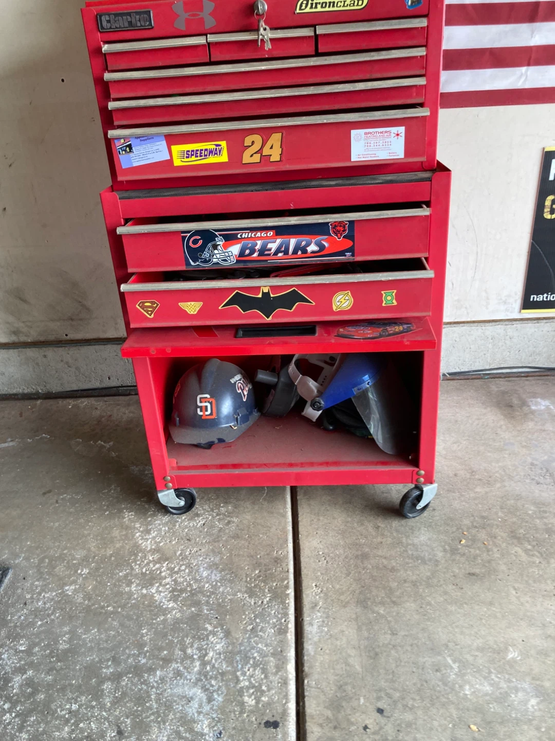 CLARKE Red 9 Drawer 2 tier Tool Chest locks & keys - photo 4