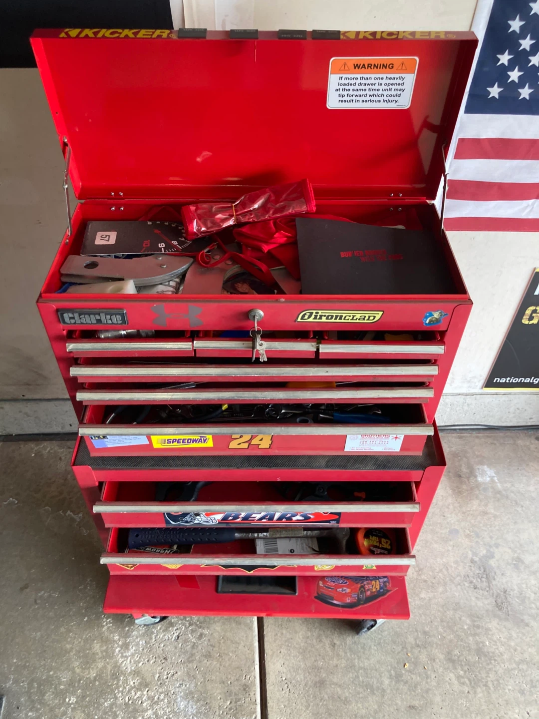 CLARKE Red 9 Drawer 2 tier Tool Chest locks & keys - photo 3