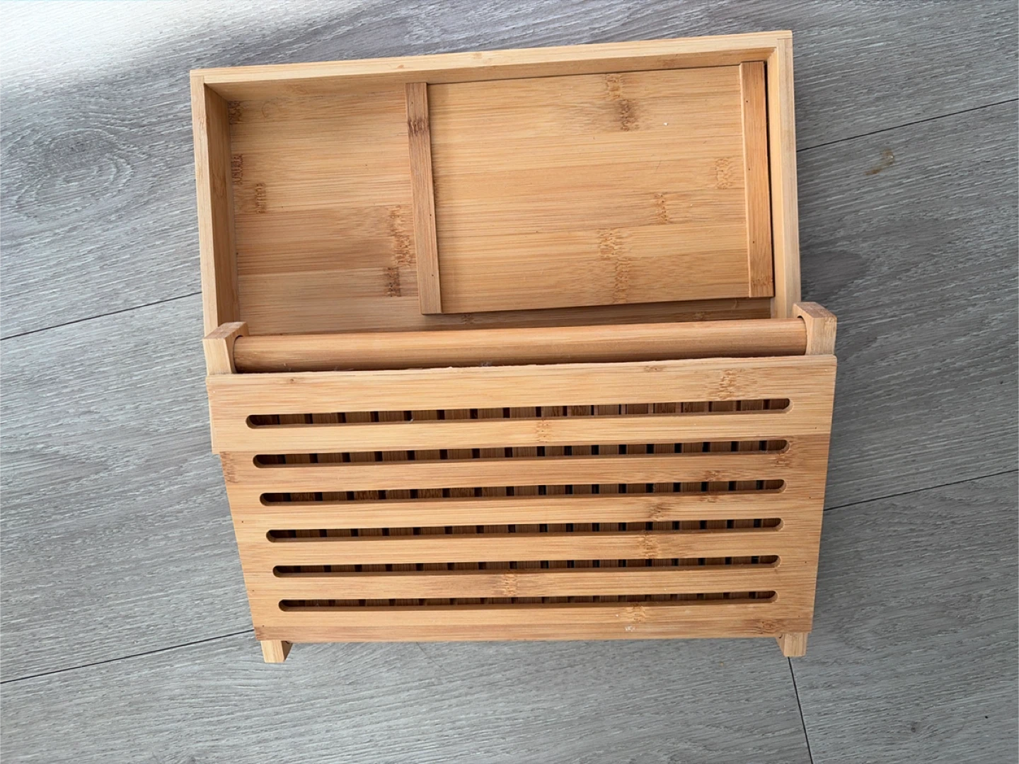 bread cutting board