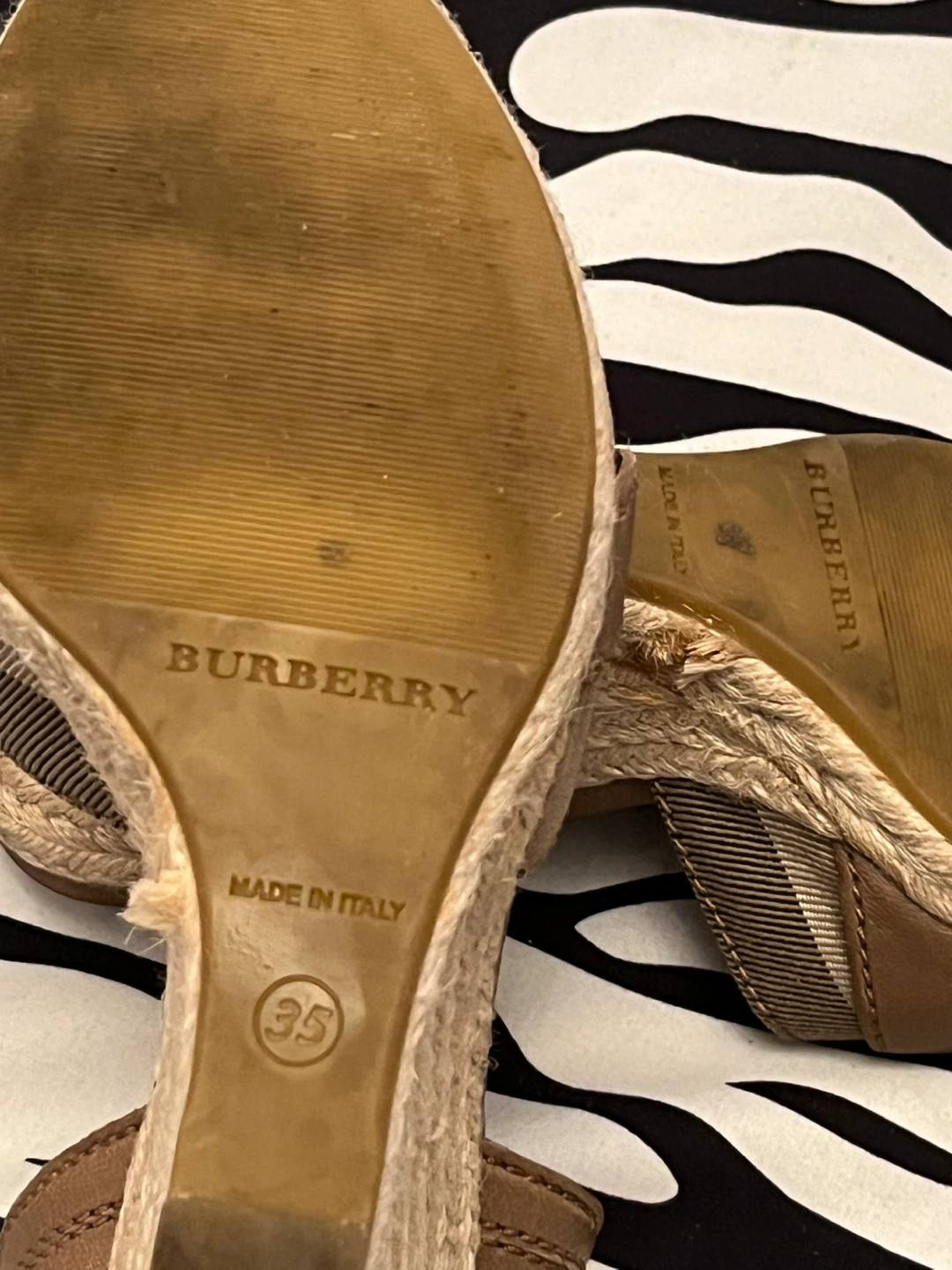 Burberry Wedge Sandals size 4.5 women’s - photo 5