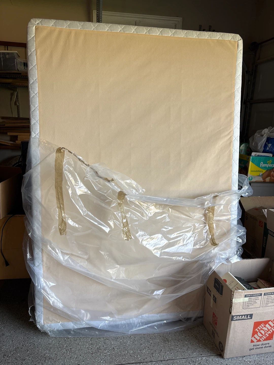 Box Spring (size: full)