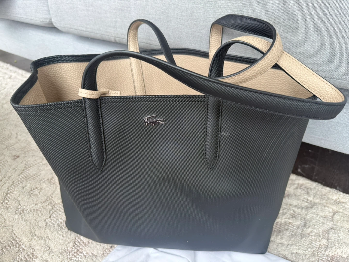 Lacoste reversible tote bag in black and beige - photo 2