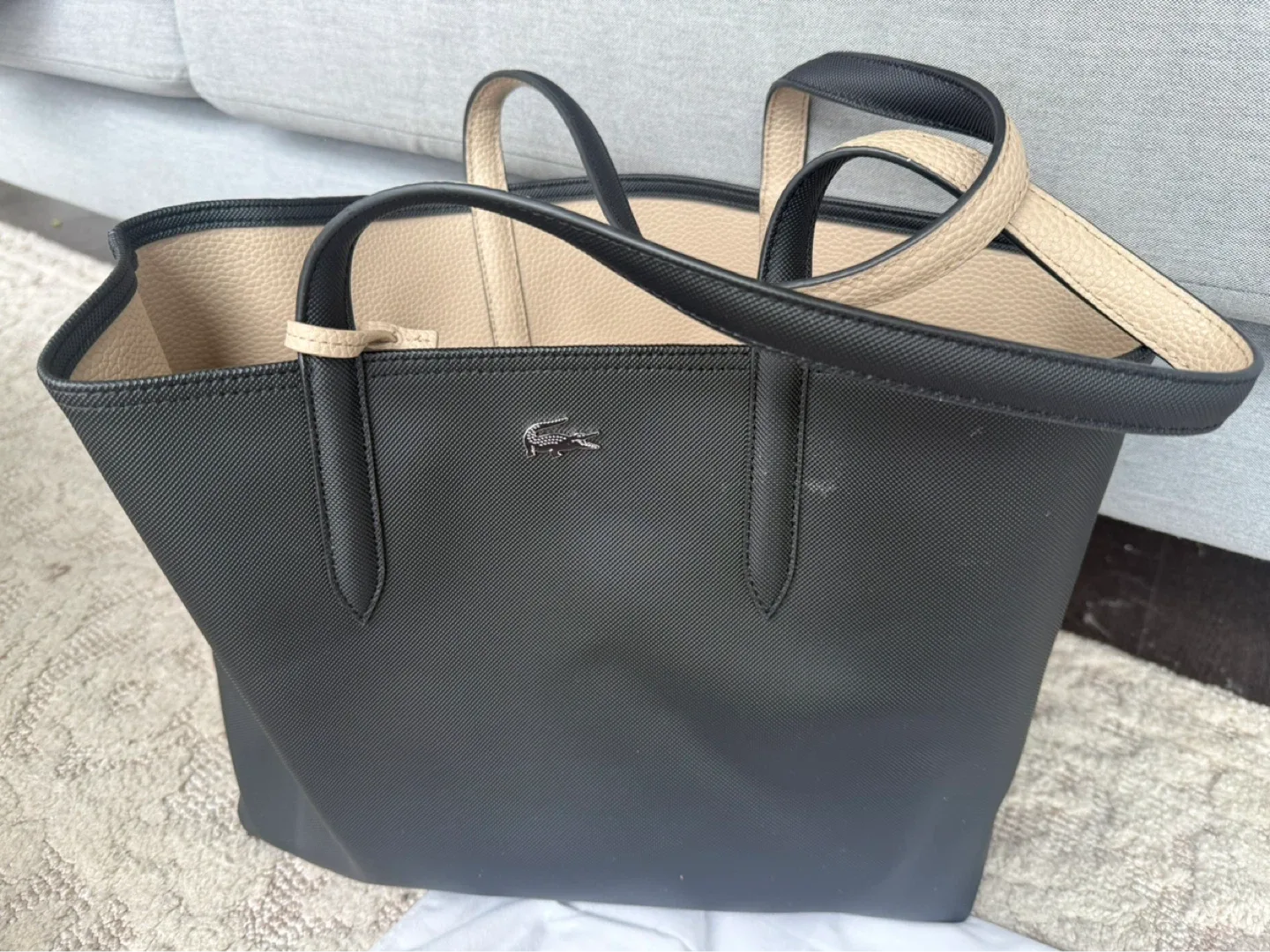 Lacoste reversible tote bag in black and beige - photo 2