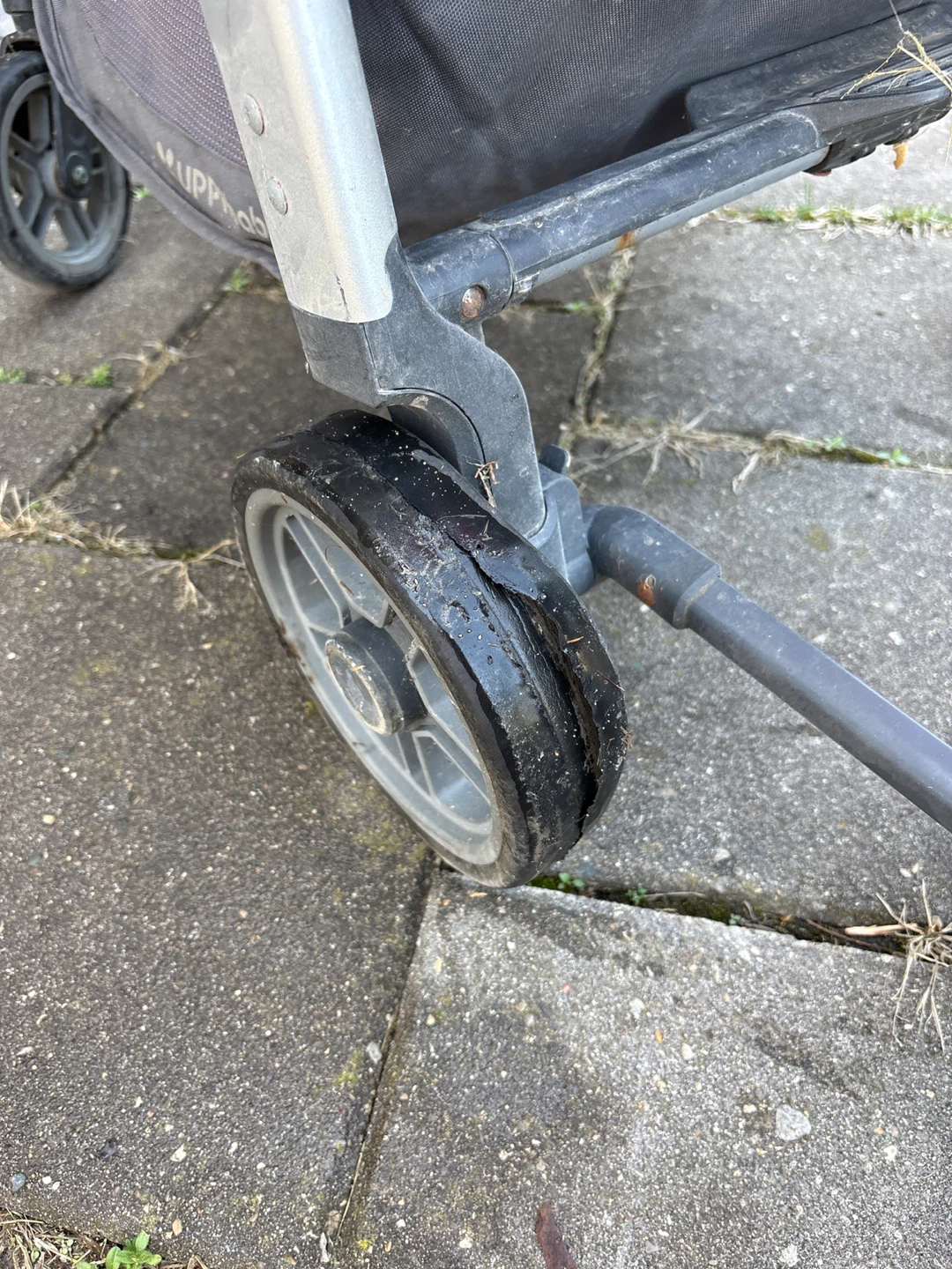 UPPAbaby Cruz Stroller with Piggyback Ride-Along Board - photo 4