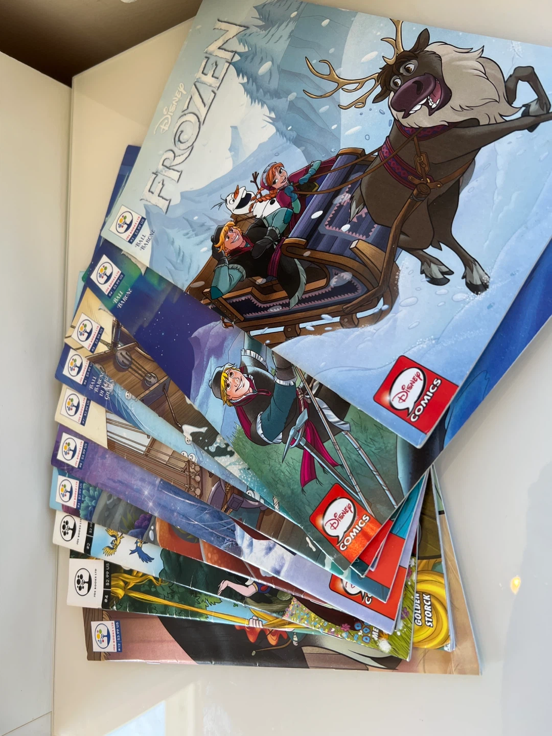 Disney Frozen & Finding Dory Comic Books