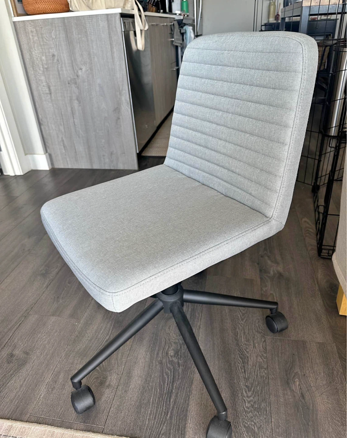 Light Grey Fabric Office Chair with Wheels