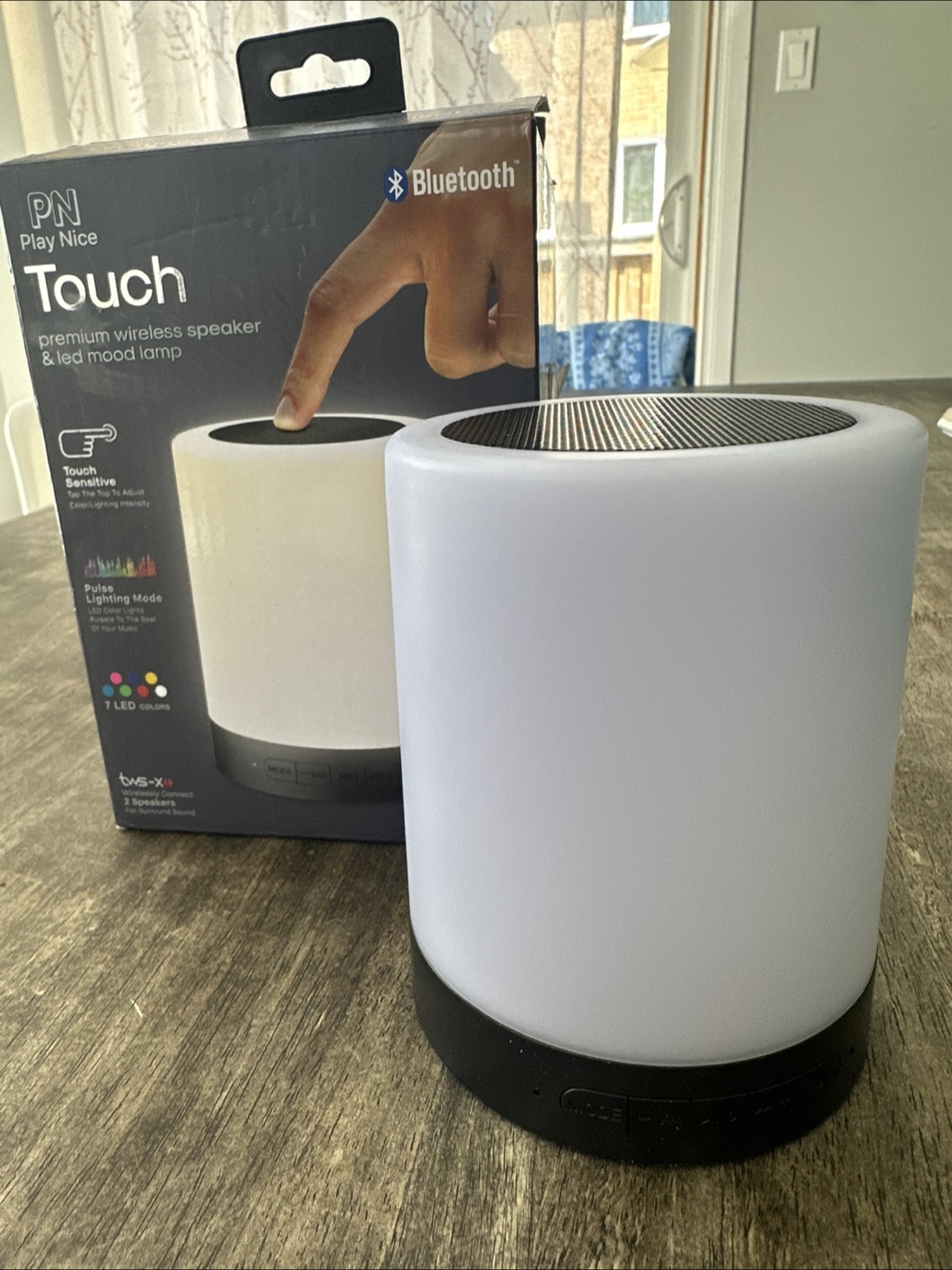 Play Nice Touch Premium Wireless Speaker & LED Mood Lamp - photo 2