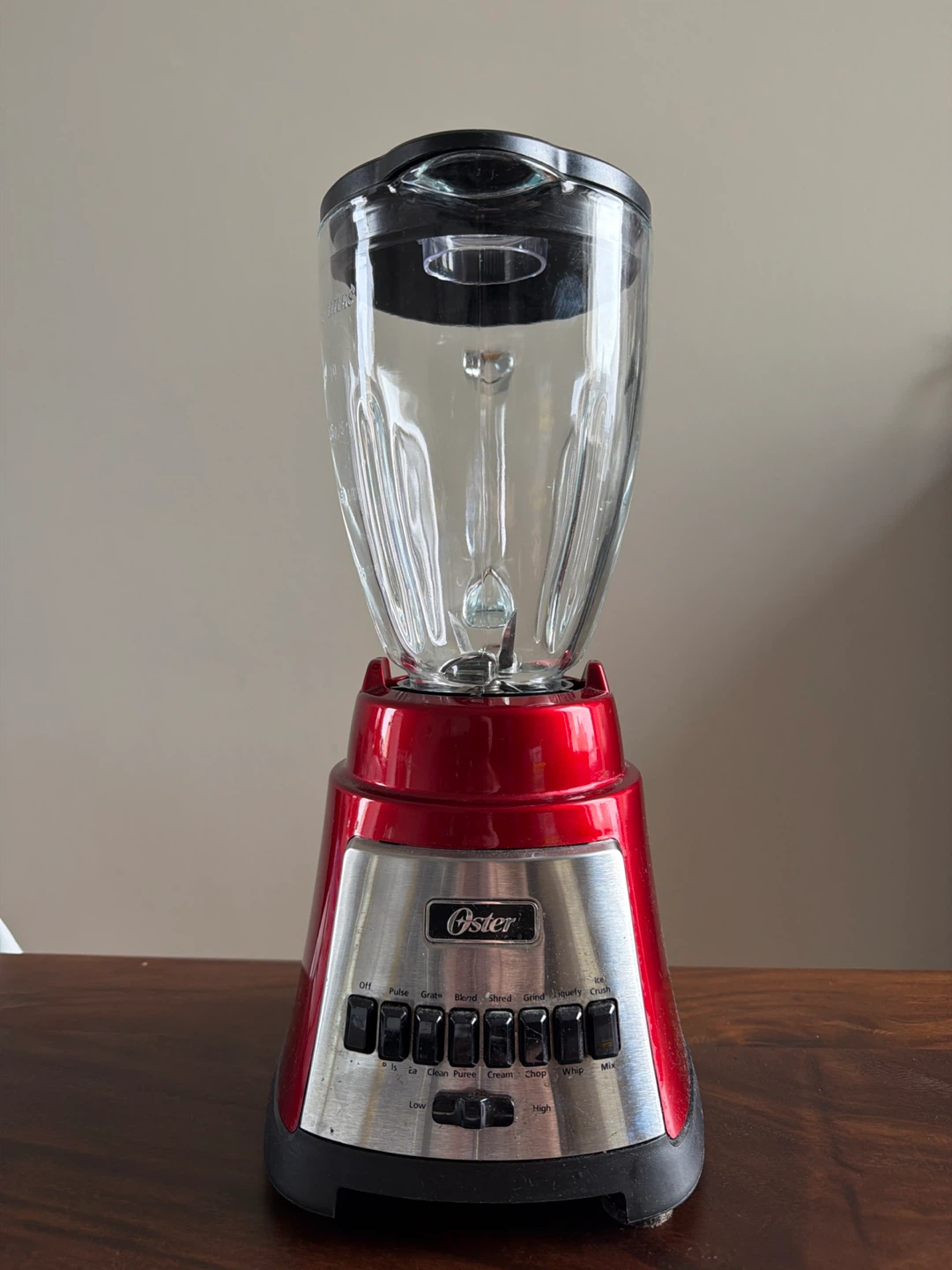 OSTER 8-Speed Blender with Glass Jar