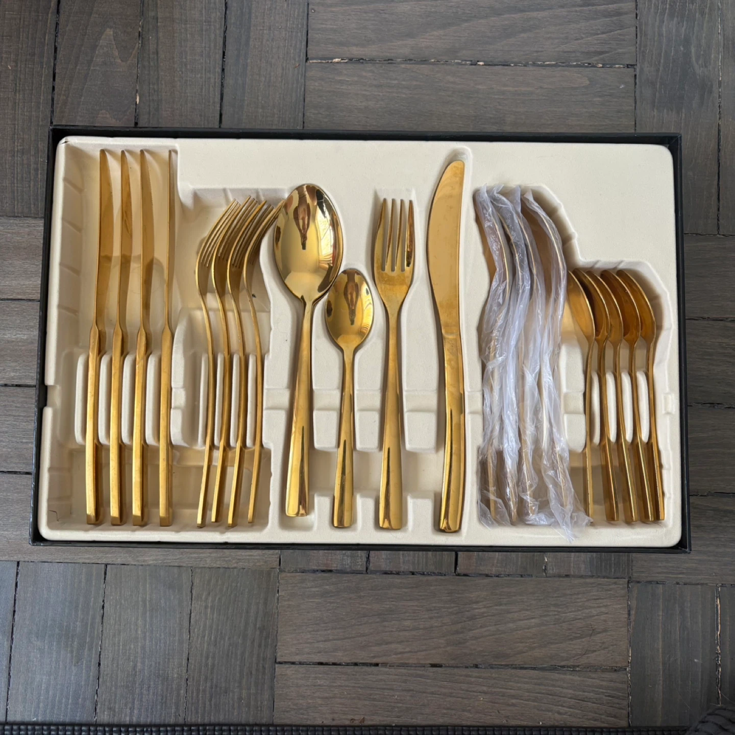Stainless Steel Gold Cutlery Set