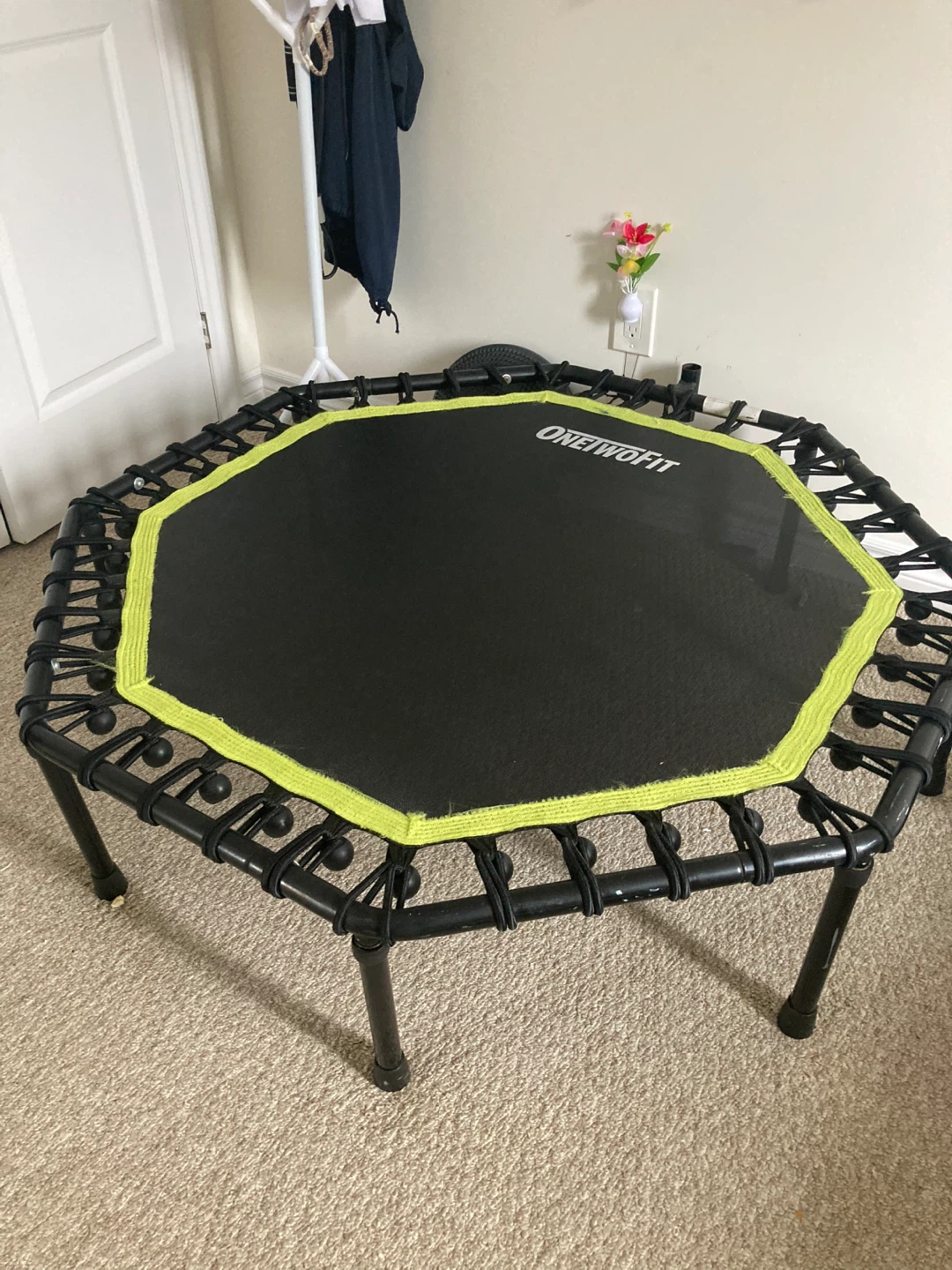 Heavy-Duty 48" OneTwoFit Hexagonal Fitness Rebounder