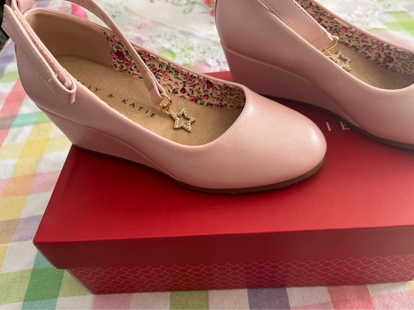 Girls Kelly & Katie Pink Wedge Shoes with Star Charms - photo 2