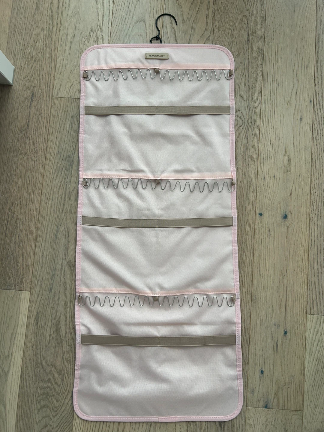BAGSMART Pink Hanging Jewelry Organizer Bag - photo 5