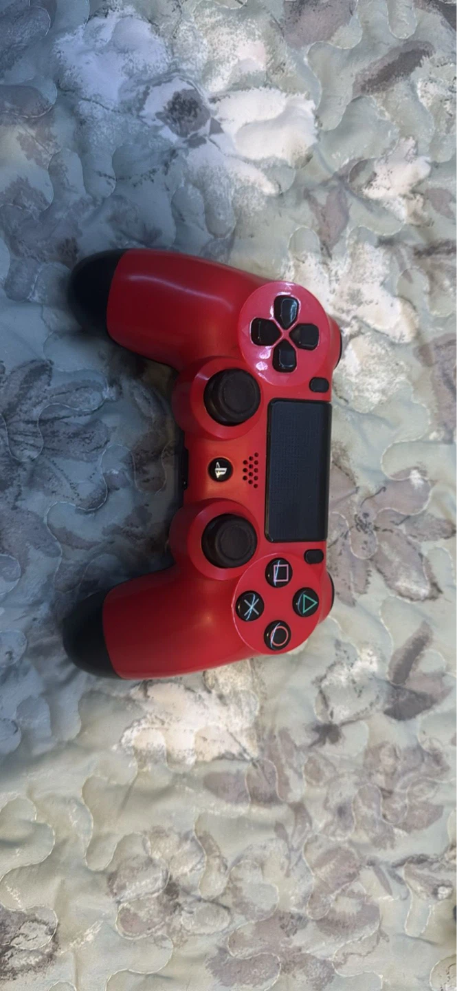 PlayStation 4 Console with Controllers - photo 4