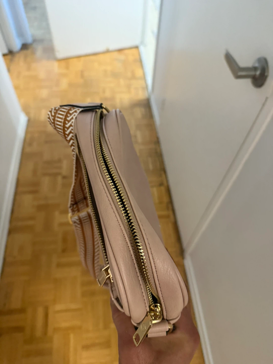 BOSSBAGS Pink Quilted Crossbody Bag - photo 3