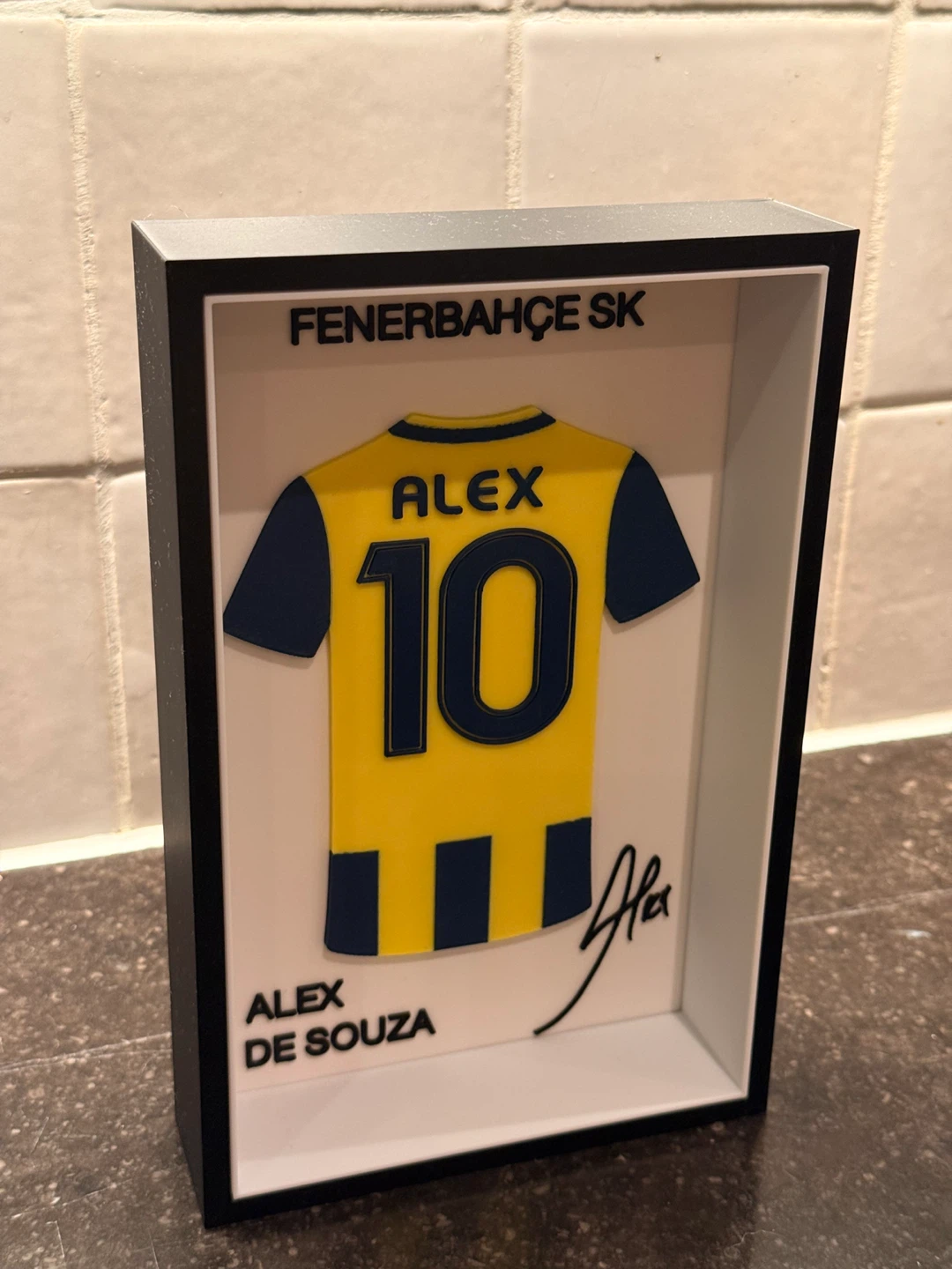 Framed table decorations for all teams and players. - photo 3