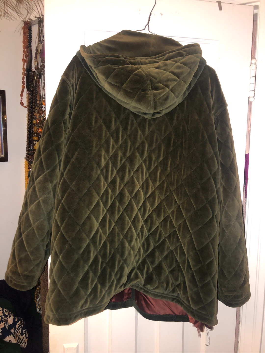 FREE: Womens Green Velvet Jacket. XL - photo 5