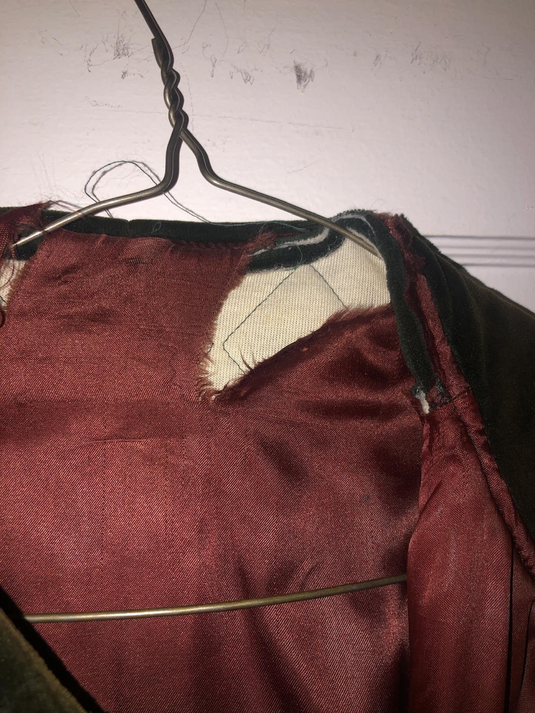 FREE: Womens Green Velvet Jacket. XL - photo 4