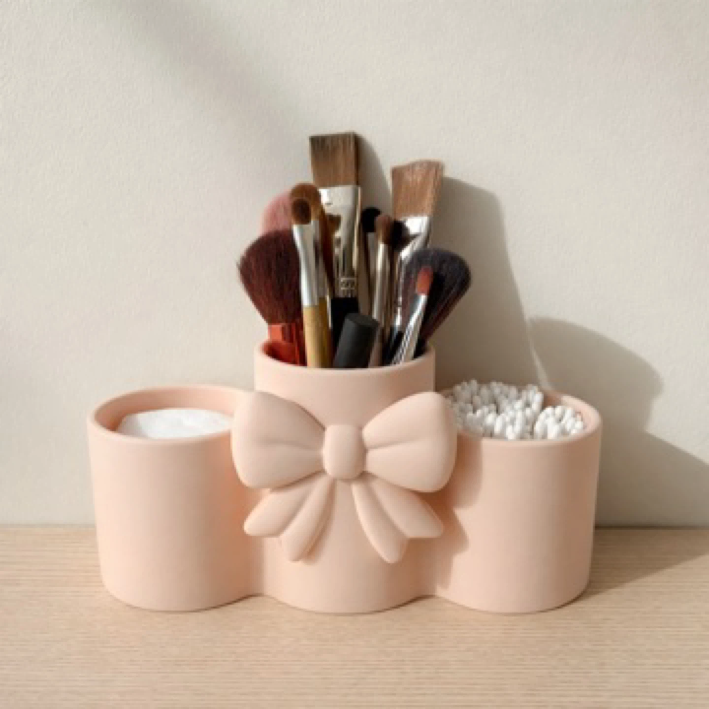Bow Detail Desk Organizer