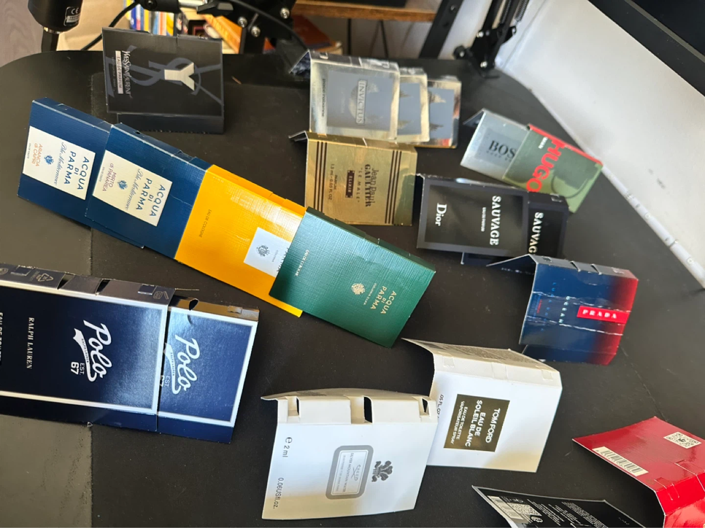 Assorted Men's Fragrance Samples & Miniatures - photo 2